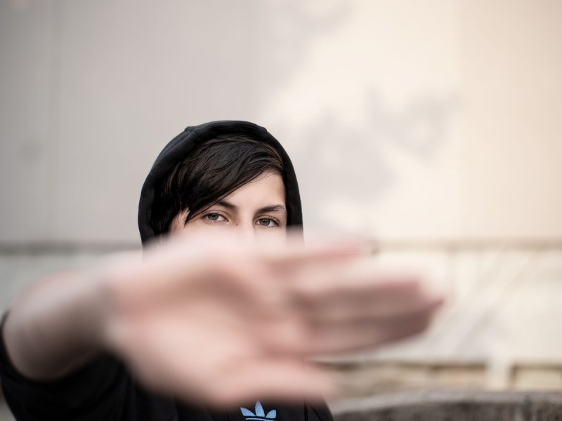 Crise d&rsquo;adolescence, peut-on s&rsquo;en sortir indemne&nbsp;?